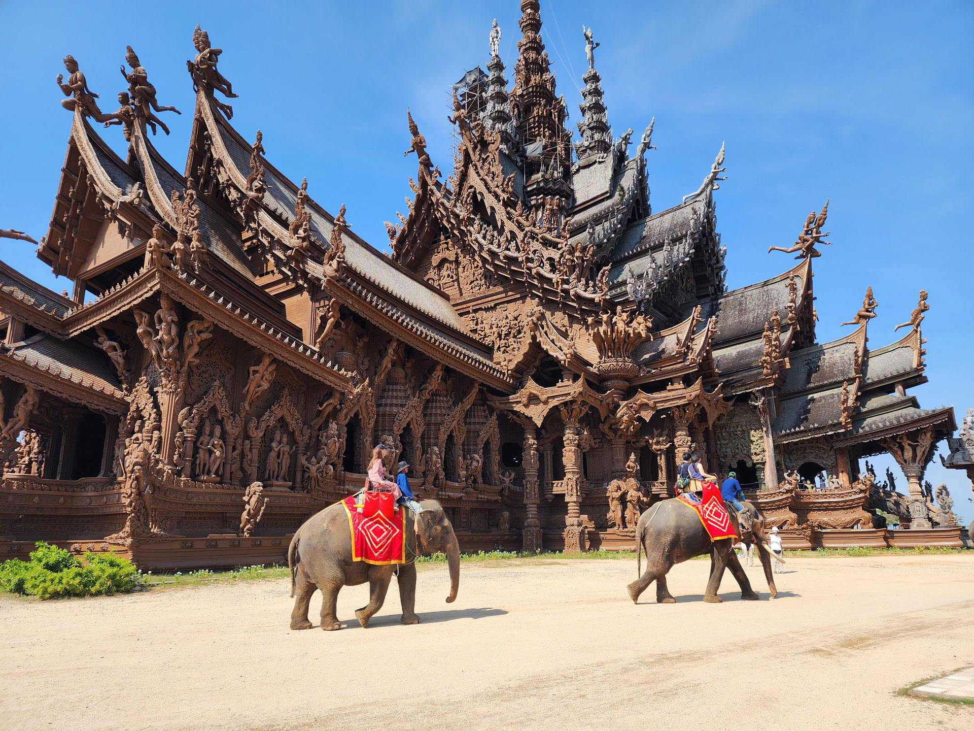 elephants-temple